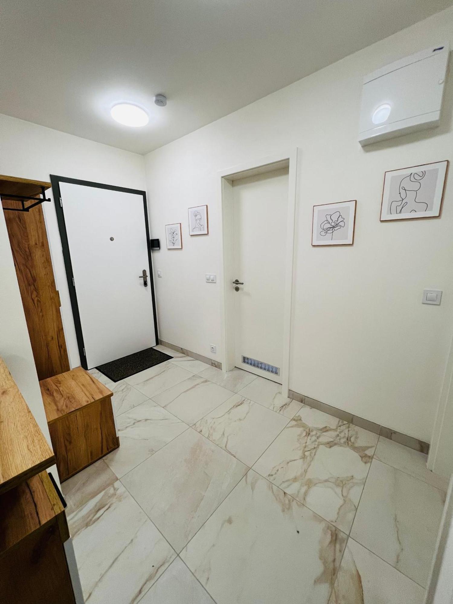 Nika Apartments Prague 5 外观 照片